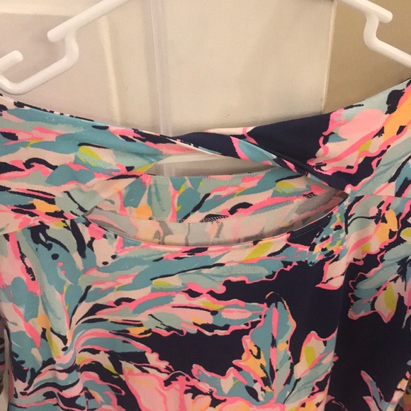 Lilly pulitzer top - Picture 3 of 4